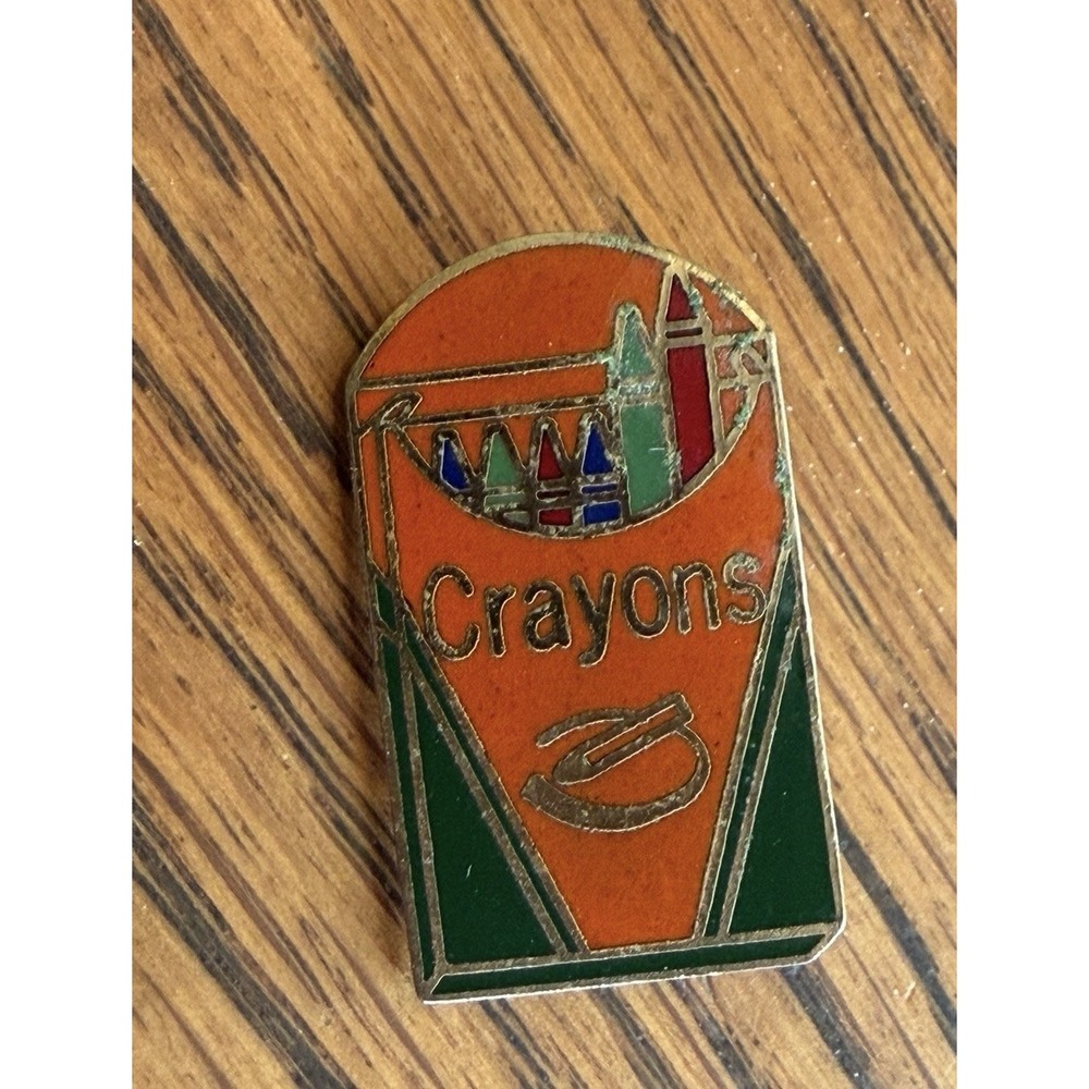 Crayons Crayon Box Fun Collectible Lapel Hat Pin Pinback Multicolor Pin Vintage
